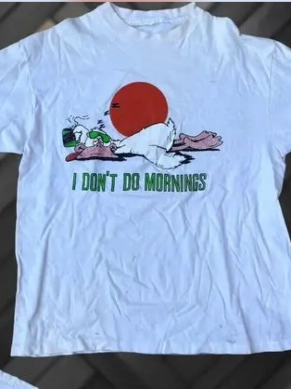 Vintage "I Don't Do Mornings" Cartoon Graphic T-Shirt